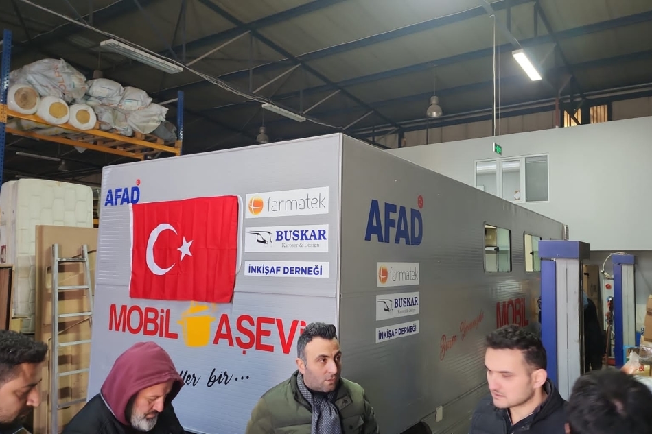 Depremzede Kardeşlerimize Mobil Aşevi, Seyyar Tuvalet ve Banyo Desteği